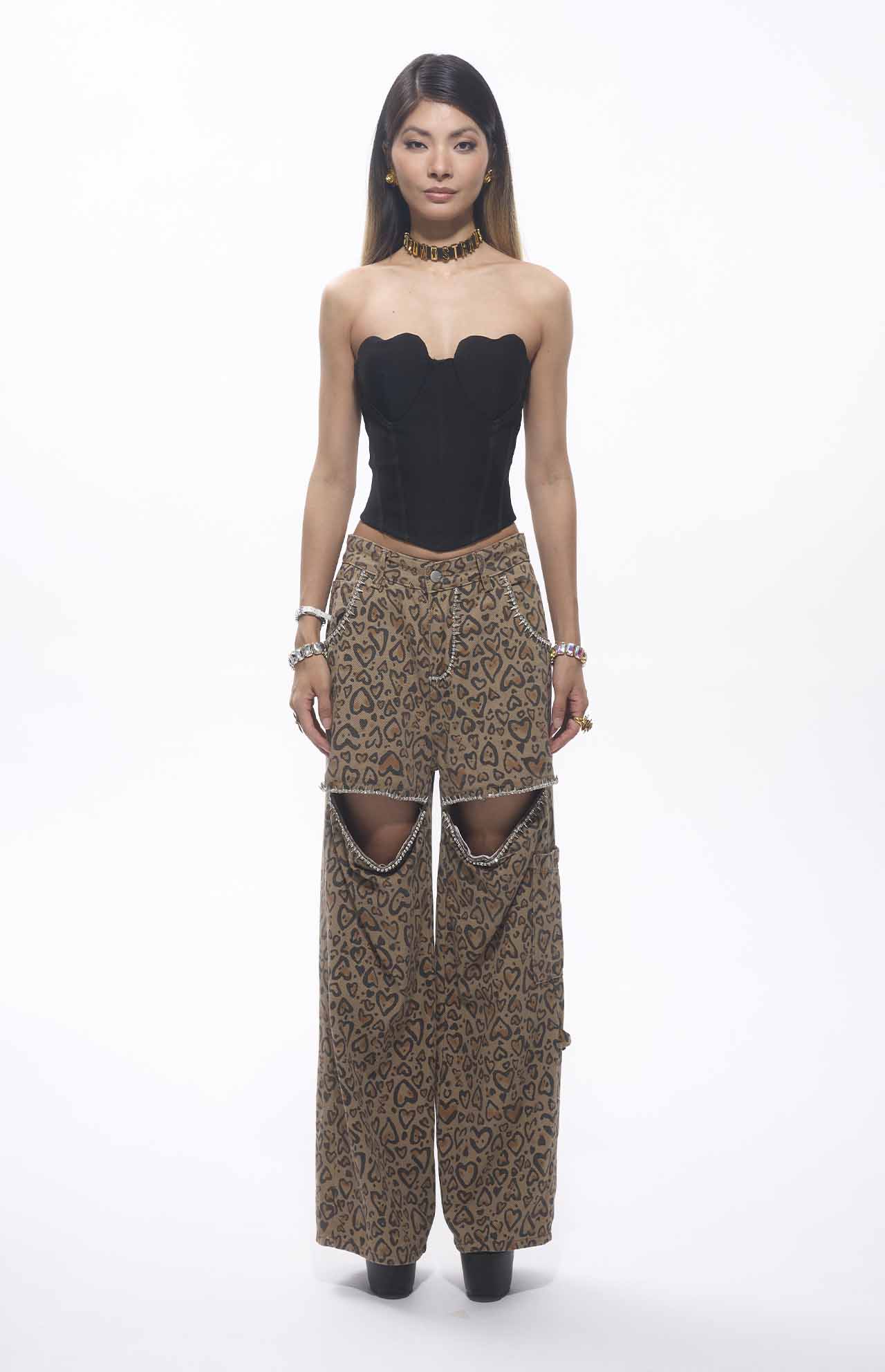 Jara Crystal Embellished Cut-Out Heart Printed Straight Leg Jeans