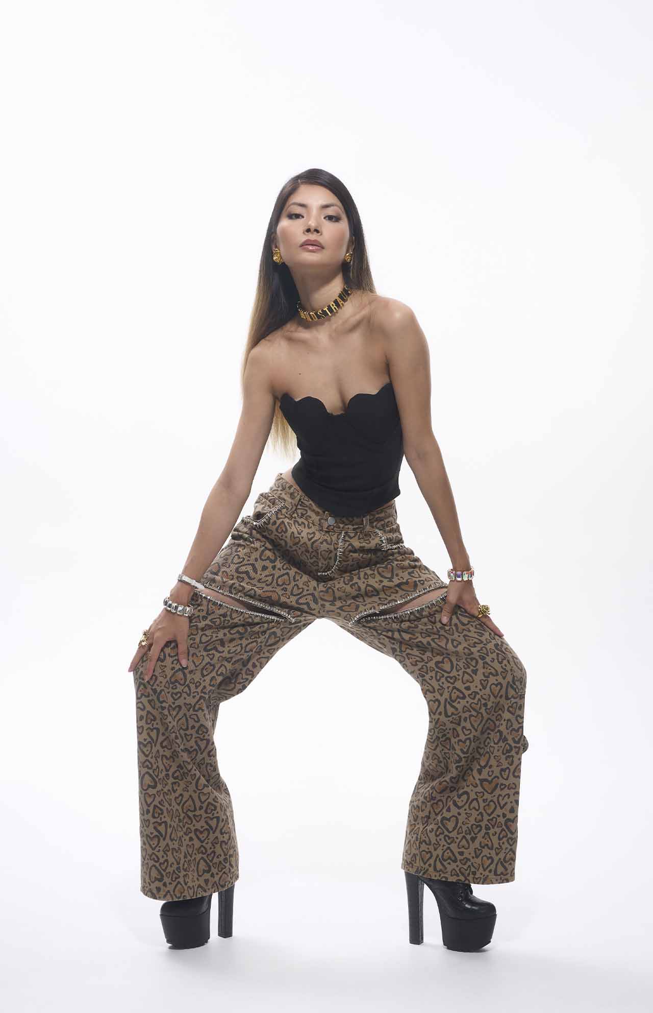 Jara Crystal Embellished Cut-Out Heart Printed Straight Leg Jeans